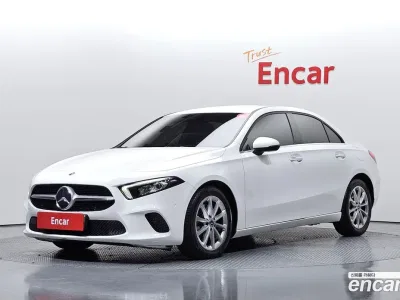2020 Mercedes-Benz A-Class A220 Sedan, фото 1, лот 10037196