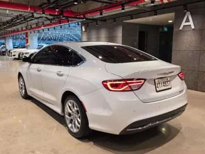 2015 Chrysler 200 2.4 C, фото 4, лот 10036093