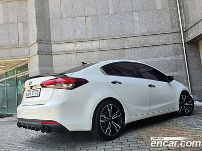 2018 Kia K3 Trendy, фото 1, лот 10056763
