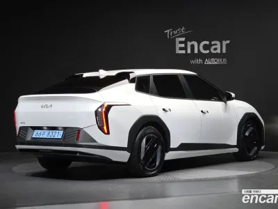 2026 Kia EV4 Long Range 2WD, фото 1, лот 10071602