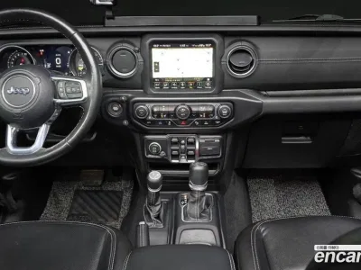 2021 Jeep Wrangler 2.0 Overland Power Top 4Door 4xe, фото 4, лот 11460205