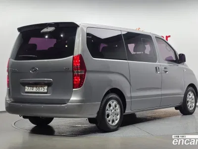 2014 Hyundai Starex 12-Seater Wagon, фото 2, лот 10208592