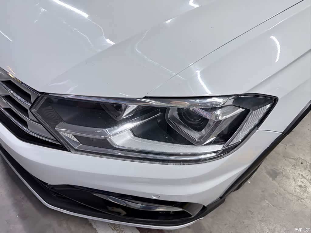 2018 Volkswagen C-TREK 230TSI DSG Luxury, фото 4, лот 10421933