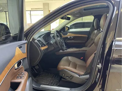 2020 Volvo XC90 Facelift T6 Momentum Luxury 7-Seater, фото 4, лот 10365472