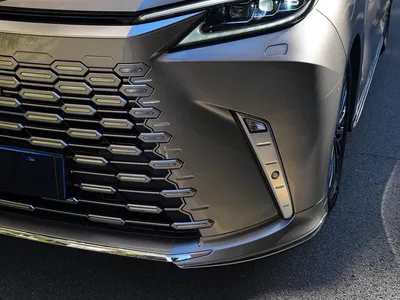2025 Lexus LM Model 500h Six-Seater Prestige Edition, фото 3, лот 10573764