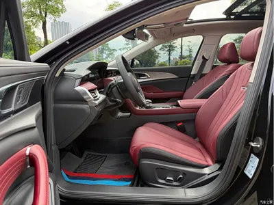 2024 Hongqi H5 1.5T DCT Smart Connect Flag Rhythm Edition, фото 4, лот 10303657