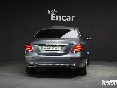 2018 Mercedes-Benz E-Class E300 4MATIC Exclusive, фото 4, лот 10166599