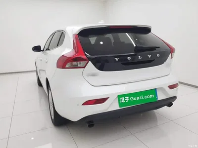 2017 Volvo V40 T3 Inscription, фото 4, лот 11205593