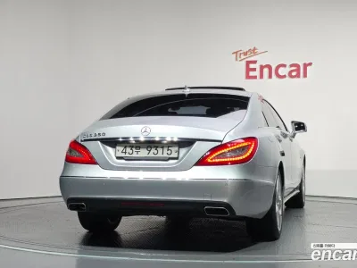 2012 Mercedes-Benz CLS-Class CLS350 BlueEFFICIENCY, фото 4, лот 10221431