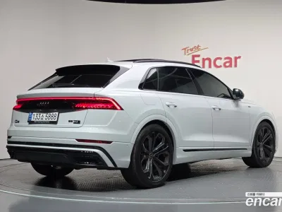 2023 Audi Q8 55 TFSI Quattro Premium, фото 2, лот 10087334