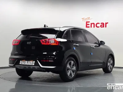 2019 Kia Niro Noblesse, фото 2, лот 10202942