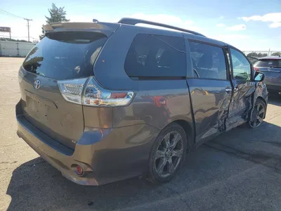 2018 TOYOTA SIENNA SE 8-PASSENGER, фото 3, лот 11352947