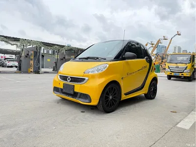 2015 smart fortwo 1.0 MHD Comfort Touring Edition, фото 2, лот 10343149