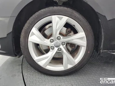 2020 Audi A4 40 TFSI Premium, фото 4, лот 10097220