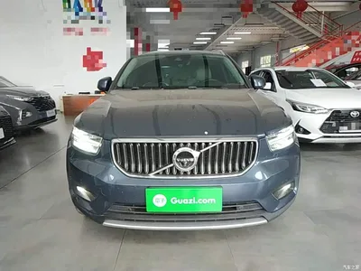 2020 Volvo XC40 T4 AWD Momentum Luxury Edition, фото 3, лот 11448939