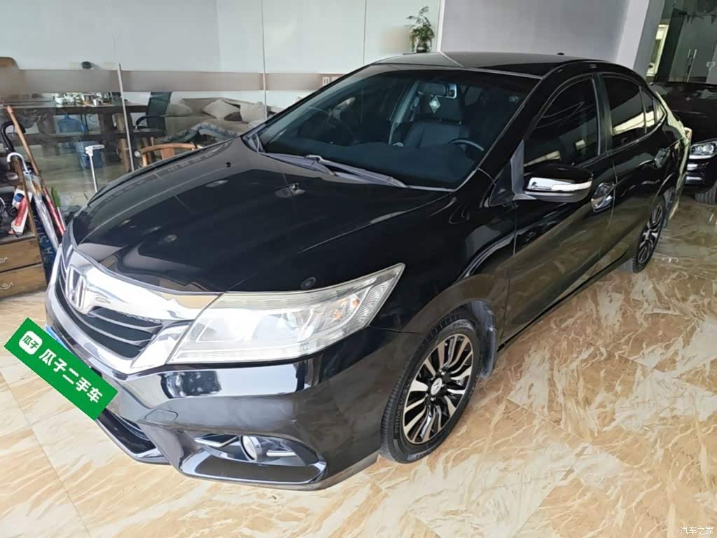 2015 Honda Lingpai 1.8L Automatic Comfort, фото 2, лот 11218466