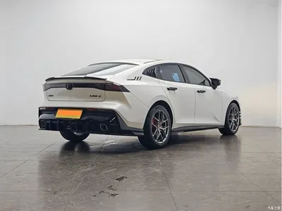 2023 Changan UNI-V 1.5T Luxury Edition, фото 3, лот 10455865