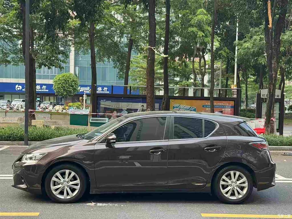 2014 Lexus CT CT200h Comfort Monochrome, фото 2, лот 11138885