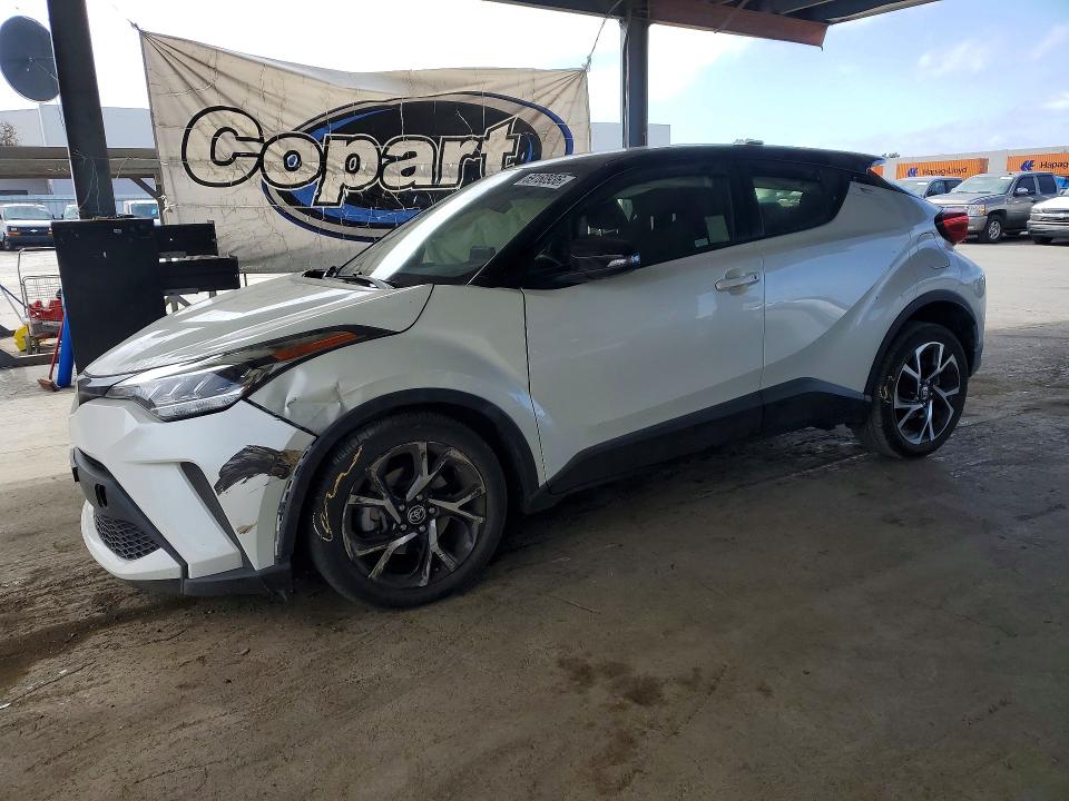 2020 TOYOTA C-HR XLE, фото 1, лот 11209356