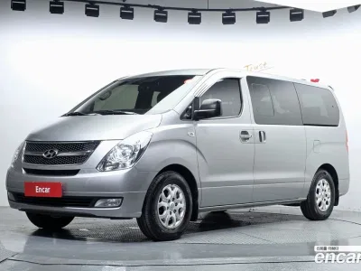 2015 Hyundai Starex 11-Seater Wagon, фото 1, лот 10290987