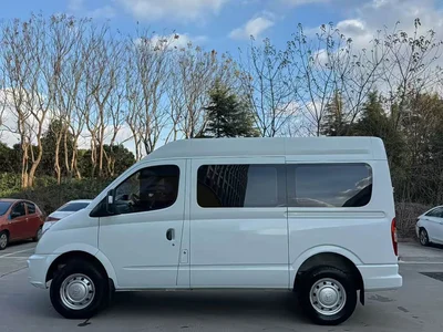 2021 SAIC Maxus Xintu V80 2.0T Manual Classic Aoyuntong Short Wheelbase Medium Roof 5/6-Seater, фото 3, лот 11148226