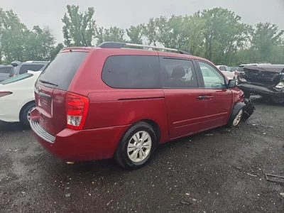 2012 KIA SEDONA LX, фото 3, лот 10775255