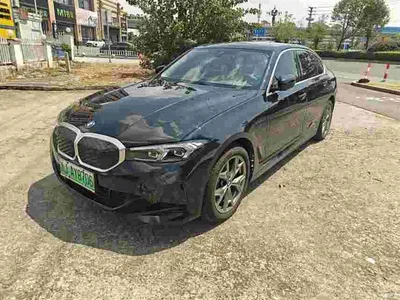 2026 BMW i3 Facelift eDrive 35 L, фото 1, лот 10442673