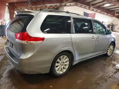 2012 TOYOTA SIENNA XLE 7-PASSENGER, фото 3, лот 10538198