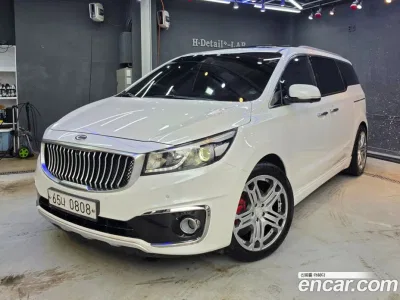 2016 Kia Canival 9-seater Noblesse, фото 1, лот 10525164
