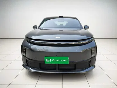 2025 Li Auto L6 Pro Smart Renewal Edition, фото 2, лот 10812928
