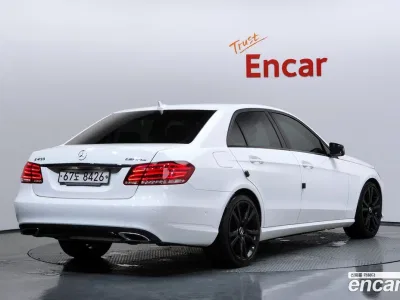 2016 Mercedes-Benz E-Class E220 Bluetec Avantgarde Sport, фото 1, лот 10053257