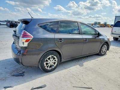 2015 TOYOTA PRIUS V TWO, фото 3, лот 10902663