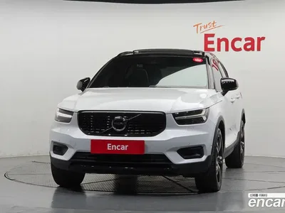 2019 Volvo XC40 T4 R-Design, фото 3, лот 10123611