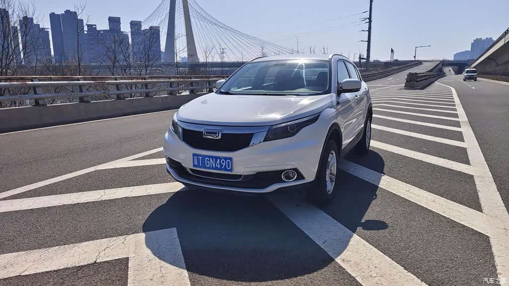 2018 Qoros 5 Facelift 1.6T Automatic Leading, фото 1, лот 10415529