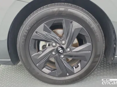 2021 Hyundai AVANTE Inspiration, фото 4, лот 11406003