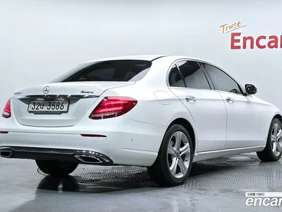 2018 Mercedes-Benz E-Class E220d Avantgarde, фото 1, лот 10221535