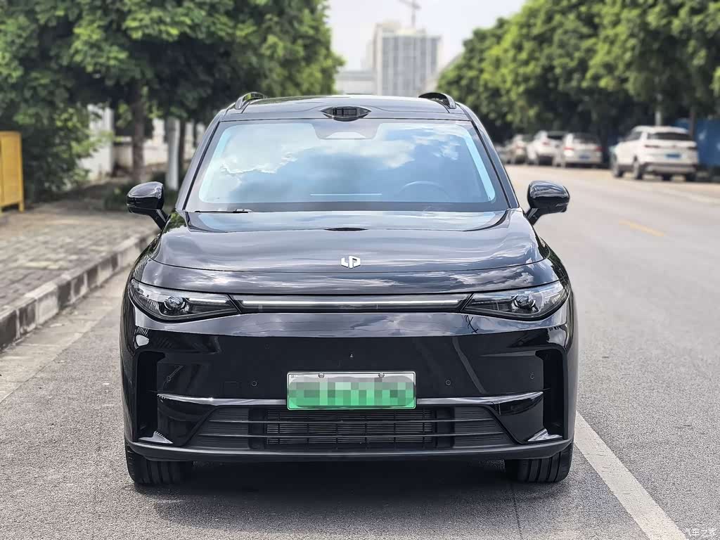 2026 Leapmotor C16 Model Year EREV 280 LiDAR Premium Edition 6-Seater, фото 3, лот 11135724