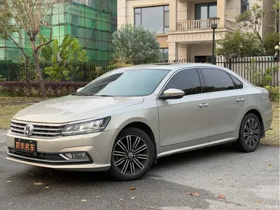 2017 Volkswagen Passat 330TSI DSG Luxury, фото 1, лот 10443223