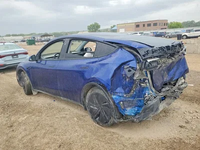 2026 TESLA MODEL Y, фото 2, лот 10977308
