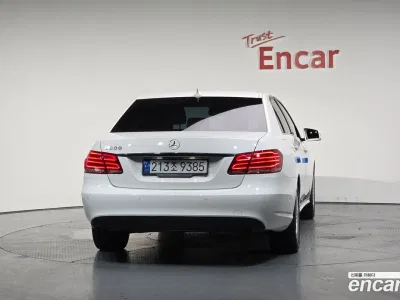 2014 Mercedes-Benz E-Class E300 Elegance, фото 3, лот 10048656
