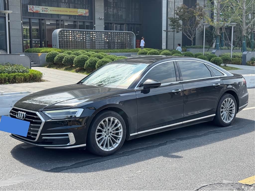 2019 Audi A8 Facelift Plus A8L 50 TFSI quattro Comfort, фото 1, лот 11189017