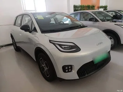 2025 Aion UT Model 330 Starlight Edition, фото 4, лот 10241134