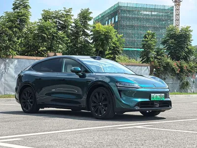 2026 Zhijie Luxeed R7 Range Extender Max+, фото 3, лот 10830368