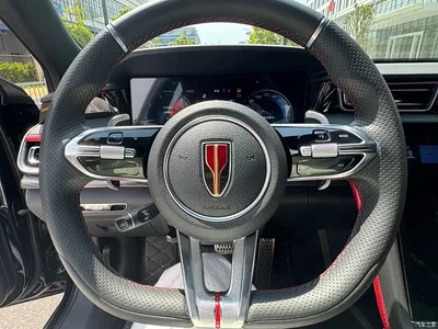 2025 Hongqi H6 Model 2.0T Fashion Edition, фото 4, лот 10476279