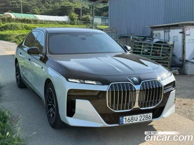 2023 BMW 7-Series 740i xDrive M Sport, фото 1, лот 10108503