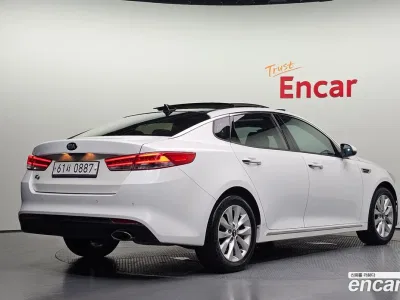 2016 Kia K5 2.0 MX, фото 2, лот 10183357