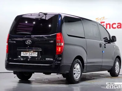2020 Hyundai Starex Van 5-Seater, фото 1, лот 10192297