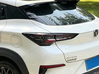 2022 Changan UNI-T 1.5T Premium, фото 4, лот 11481301
