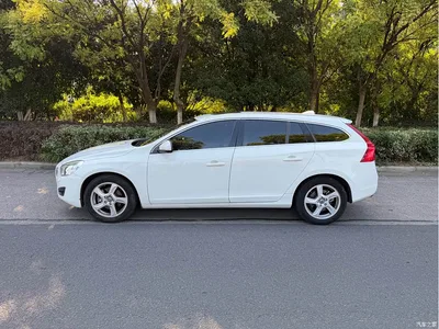 2013 Volvo V60 T5 Prestige Edition, фото 4, лот 10363304