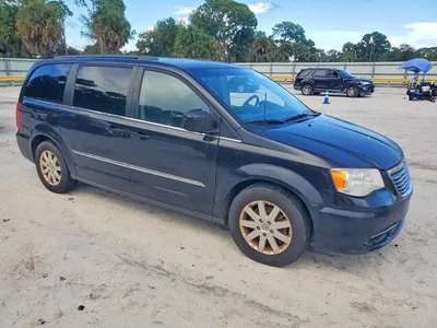2016 CHRYSLER TOWN & COUNTRY TOURING, фото 4, лот 10868922